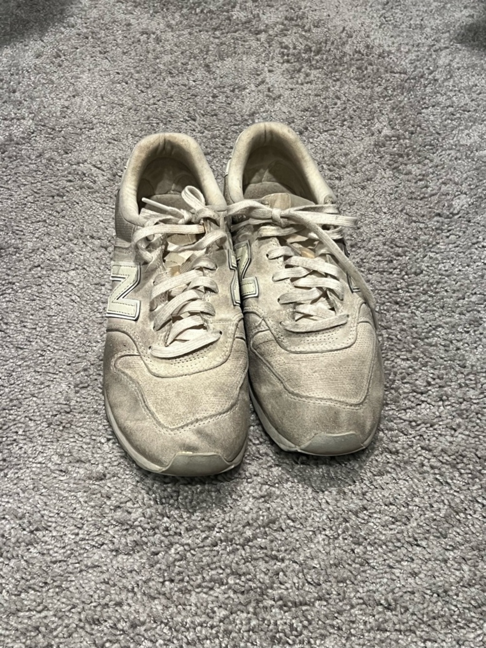 New Balance Suede Sneakers in Beige